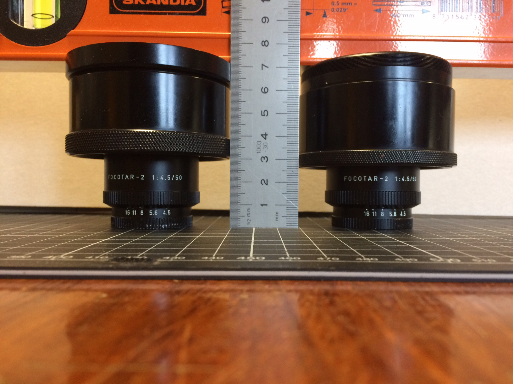 07 new (left) and old (right) Valoy II focusing rings.jpg