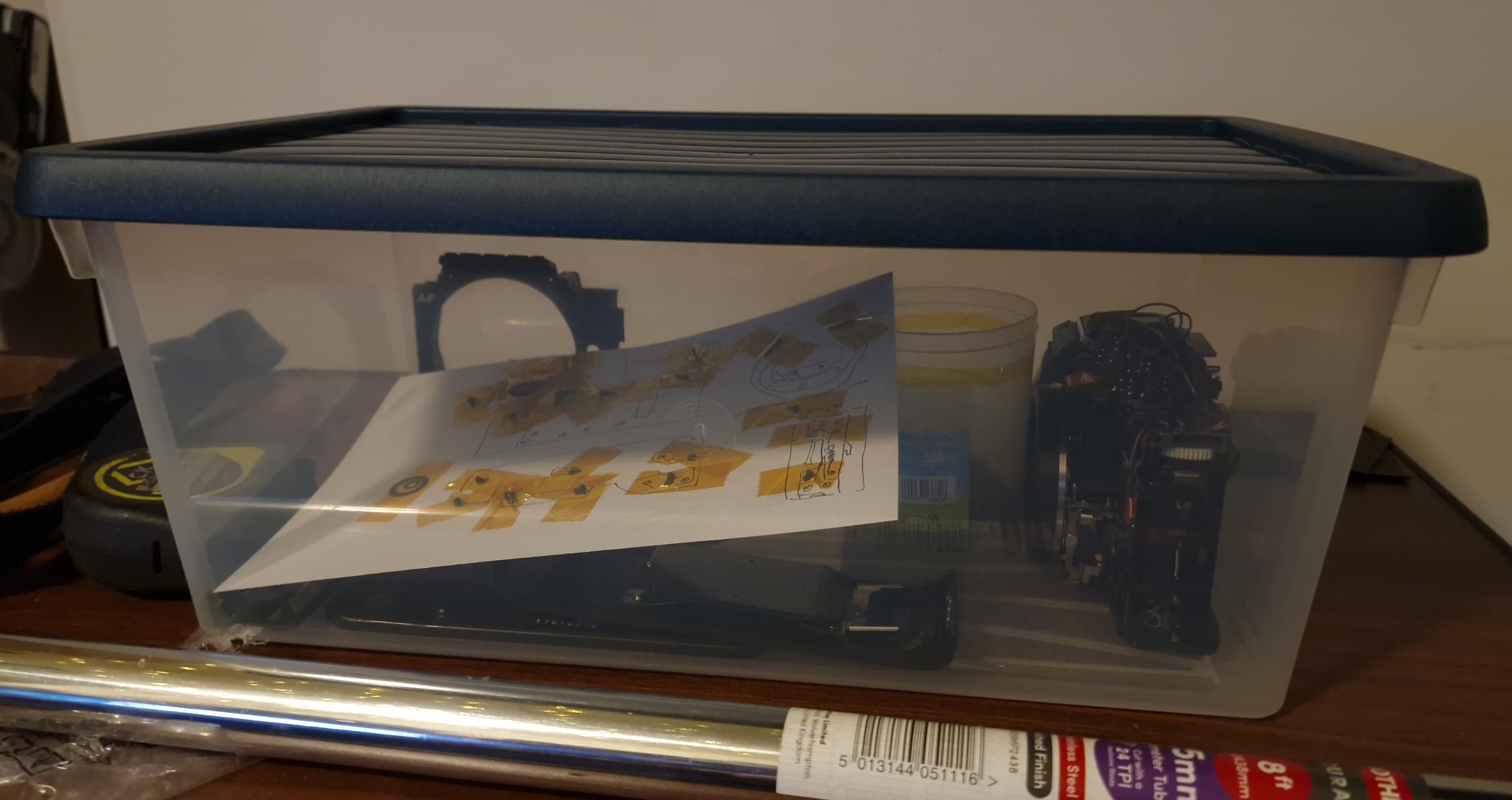 beloved box. kinda glad to get this stuff out the way since that box was haunting me from its shelf for almost the whole year. ive been getting through a bunch of half-finished projects this year but not really the ones i SHOULD be working on...