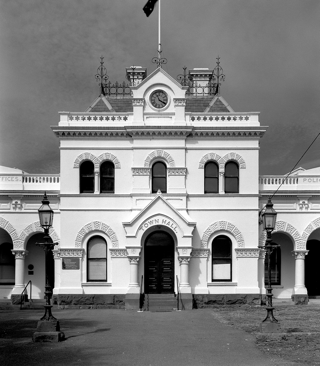 110001_Clunes_Town_Hall_FP4_150_Orange_Filter_1-8_f22_005_web.jpg