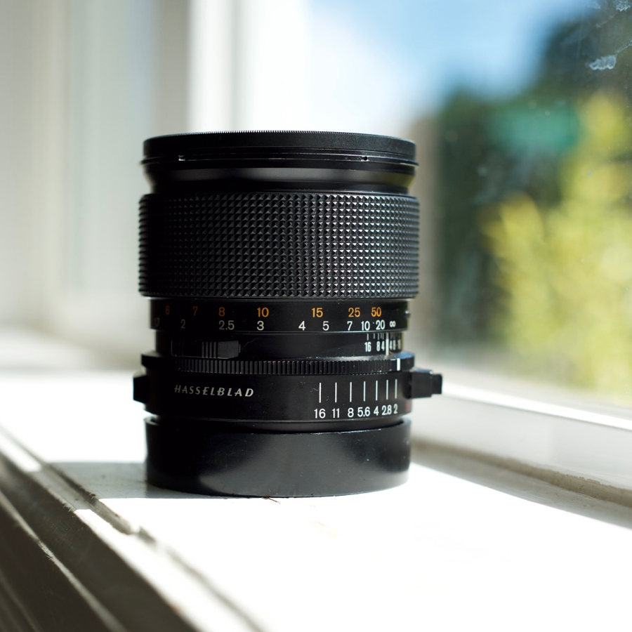For Sale - Hasselblad 110mm f2 Planar Lens | Photrio.com