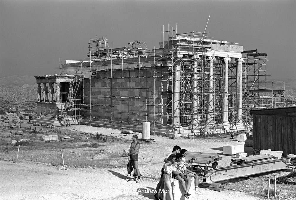 19850707b_Erechtheion_Athens_Greece_adj_resize.jpg