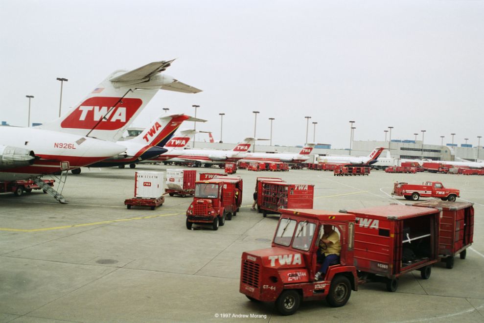 19970505a_TWA_StLouis_MO_resize.jpg