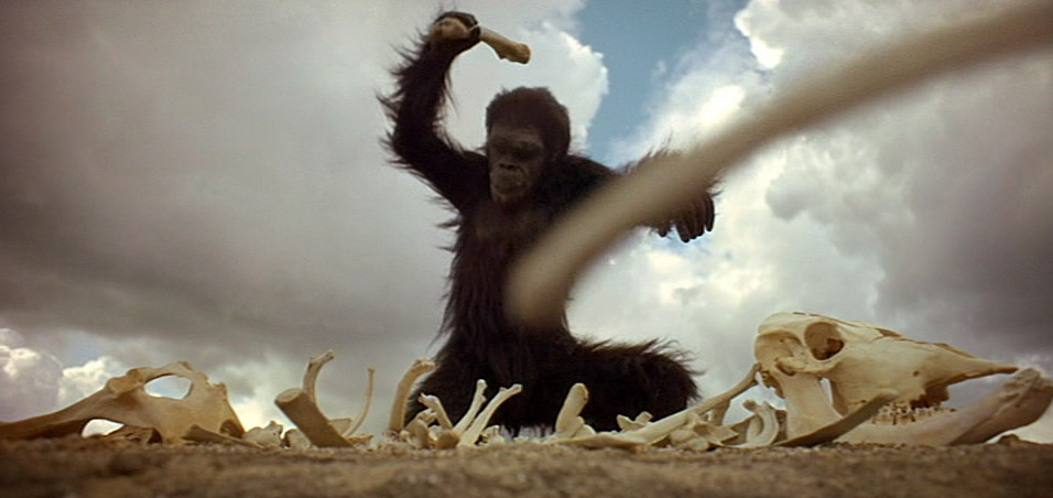 2001 - Scene01.jpg