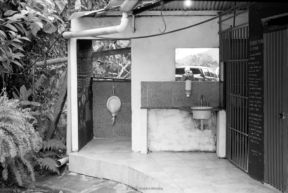 20190118a_Urinal-ElDescanso-Colombia_resize.JPG