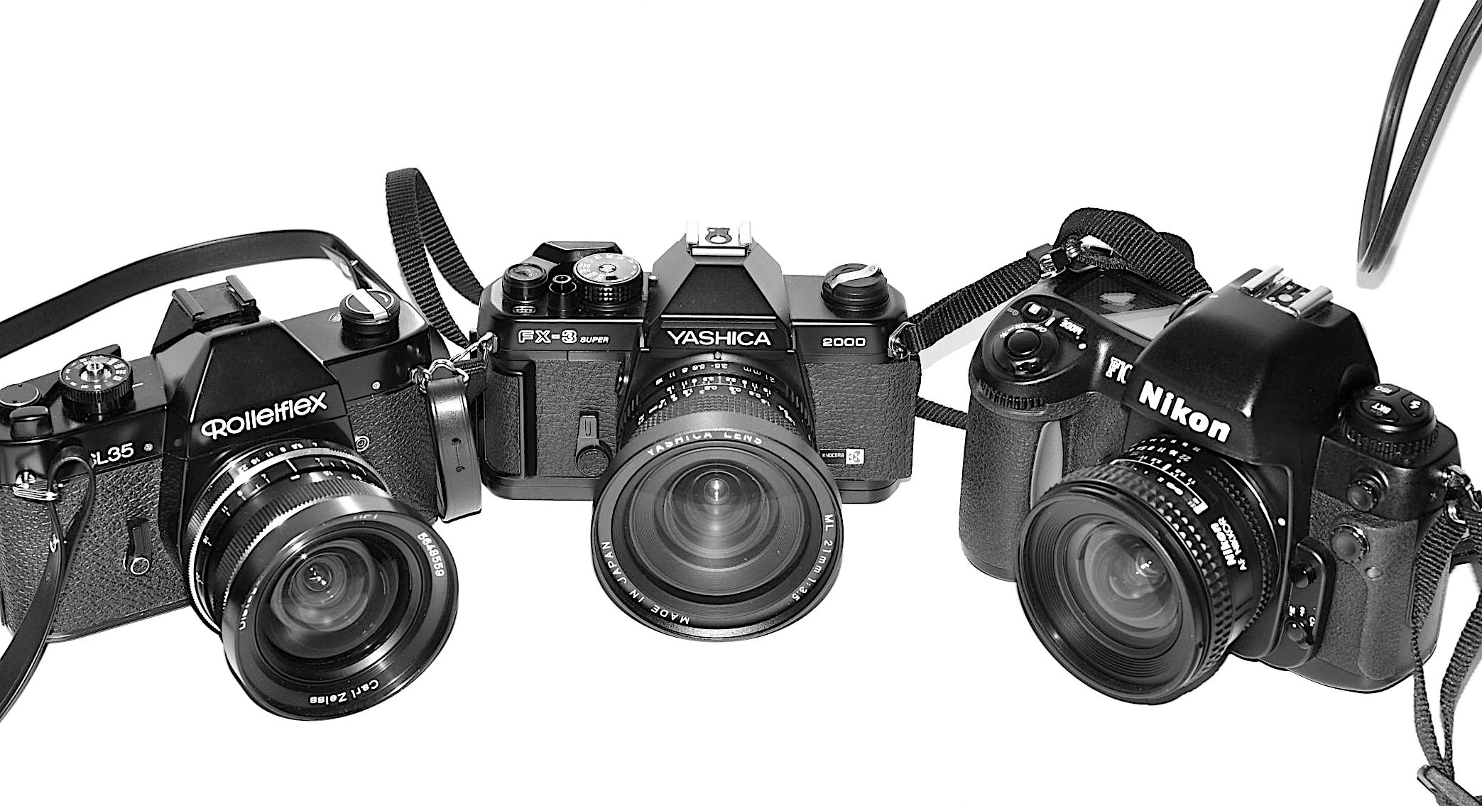20mm Nikkor AF.JPG