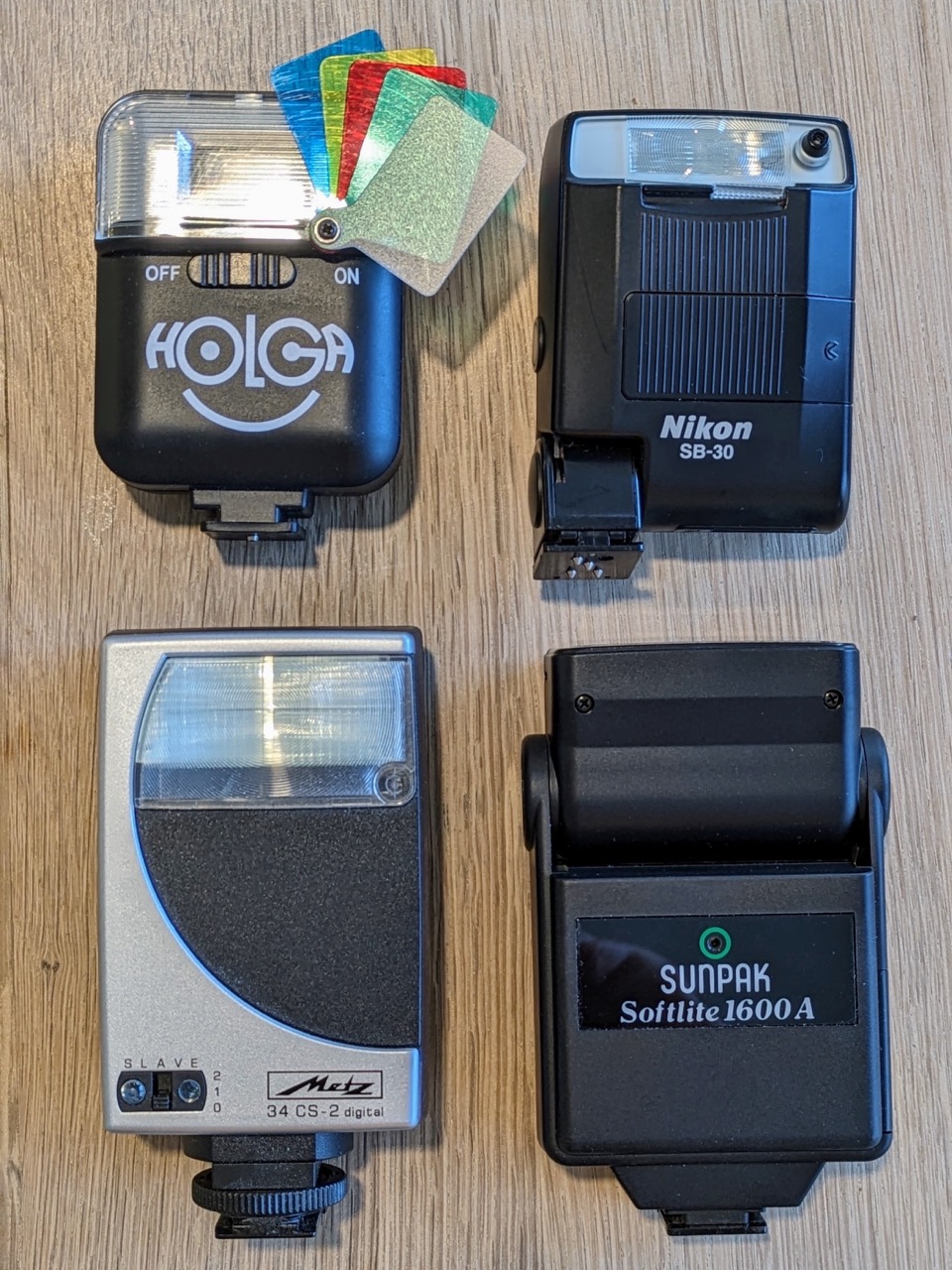 4-small-flashes Large.jpeg