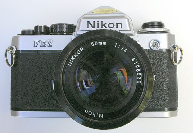 640px-Nikon_FE2_4.jpg