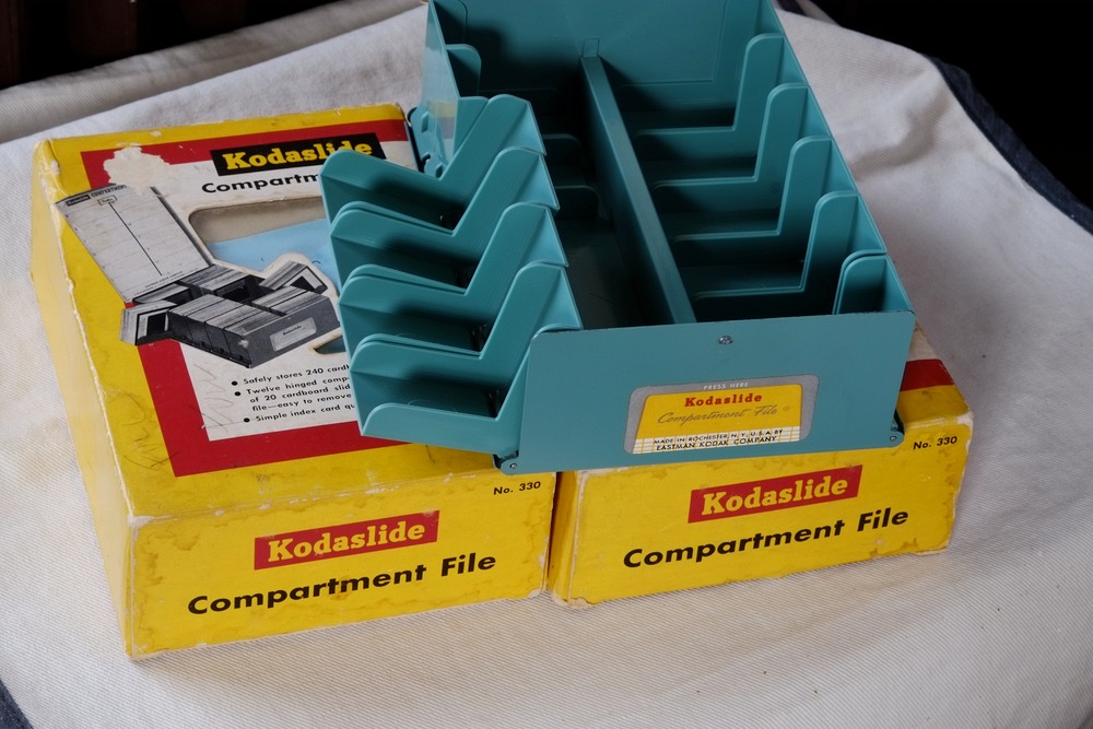_DSF5961_Kodaslide-compartment_20201229_resized.JPG