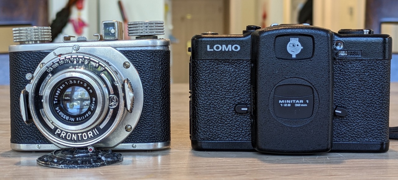 Adoxette vs Lomo LC-A Large.jpeg