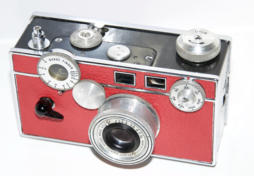 Argus C2 red.jpeg