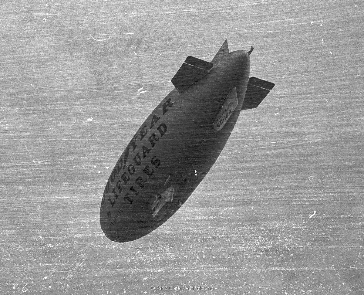 Blimp02_1942_resize.JPG