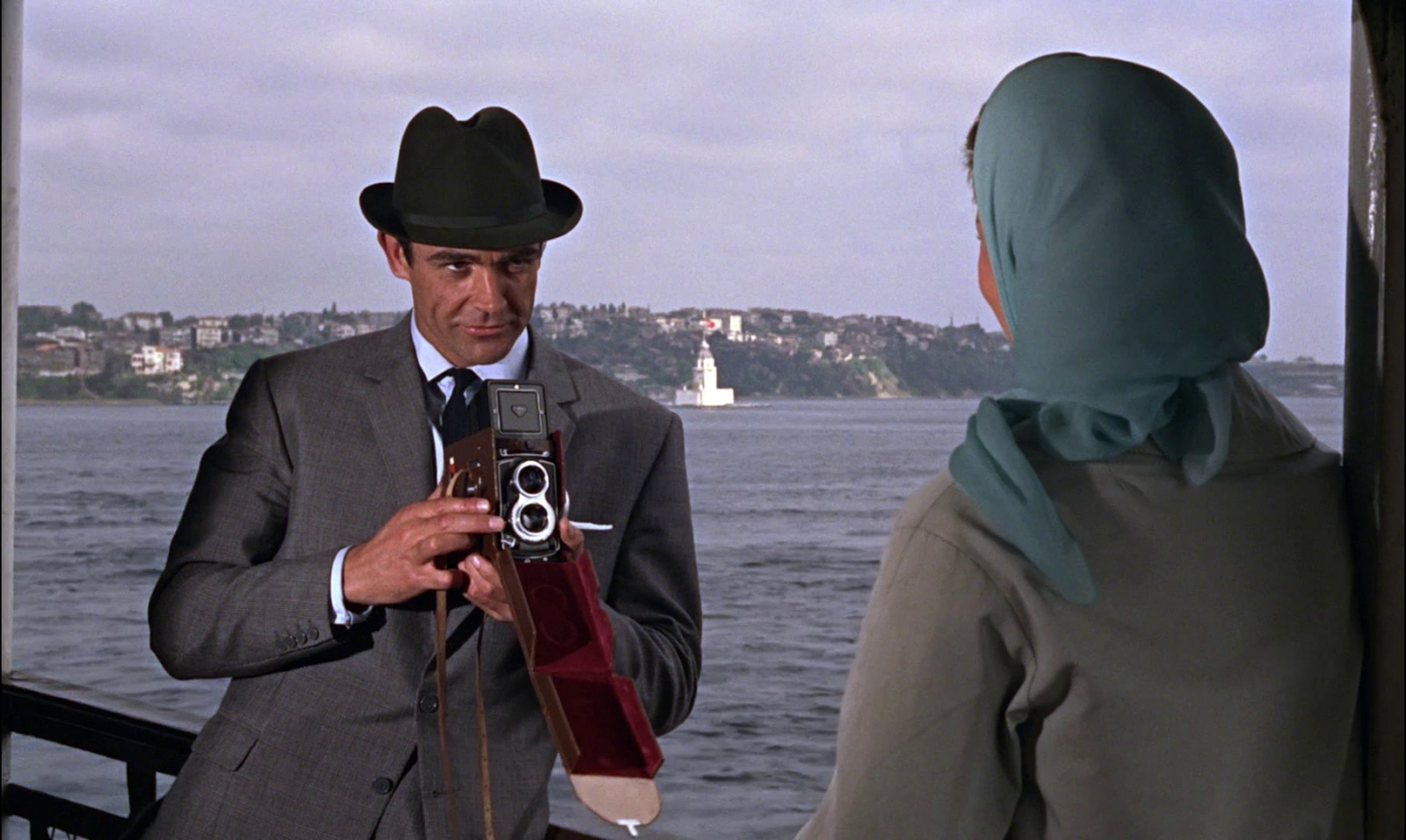 Bond-Rolleiflex.png