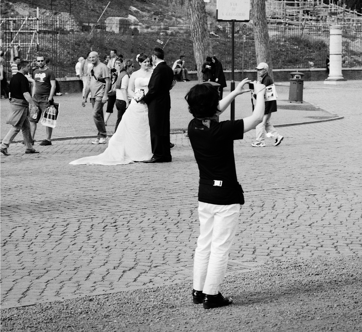 bride groom and tourist.jpg