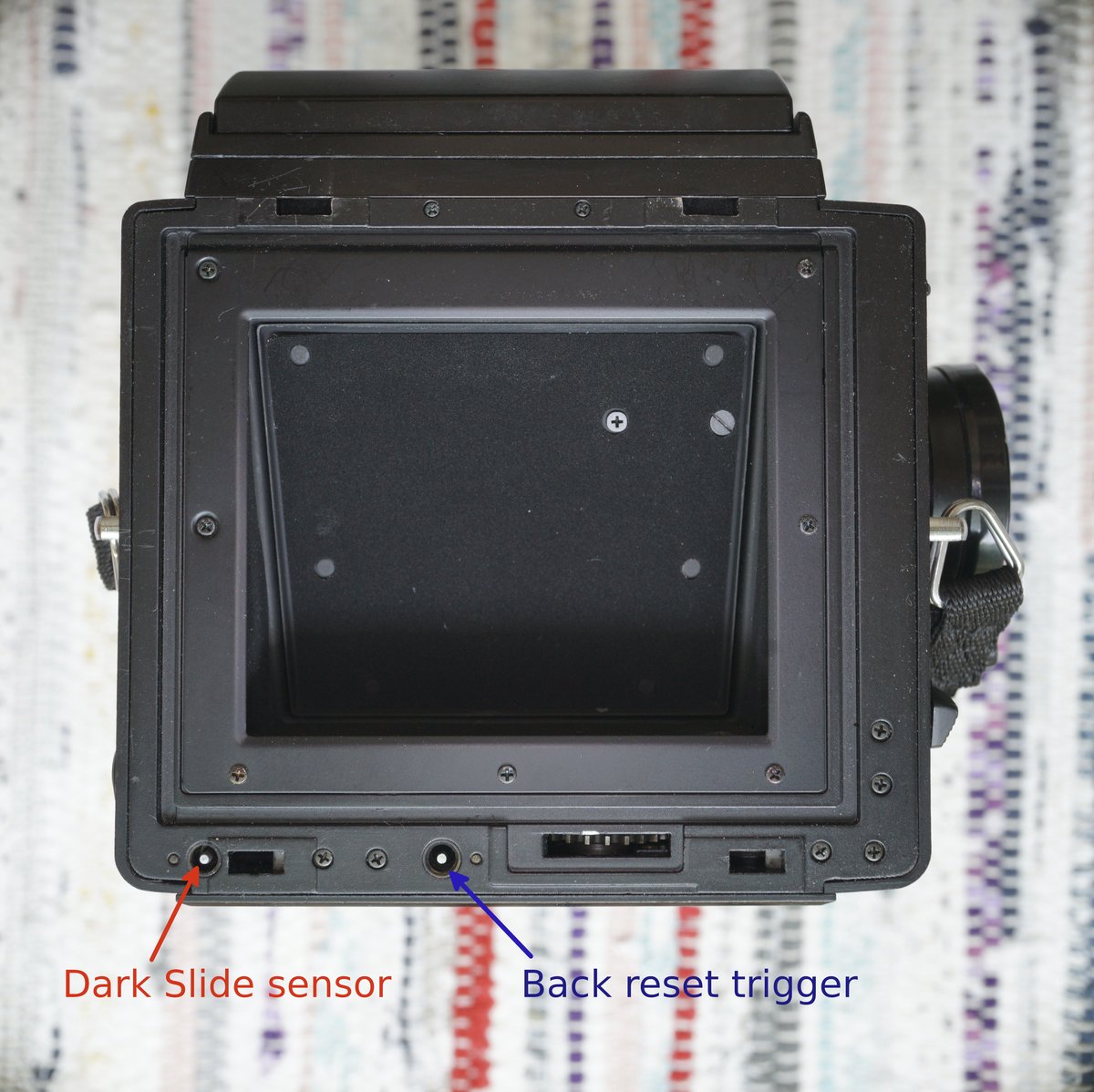 Bronica_GS1_back_interface.jpg