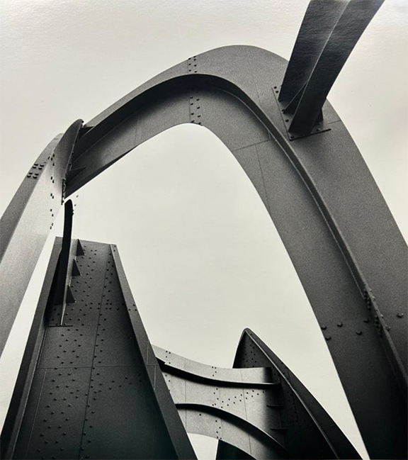calder-sculpture.jpg
