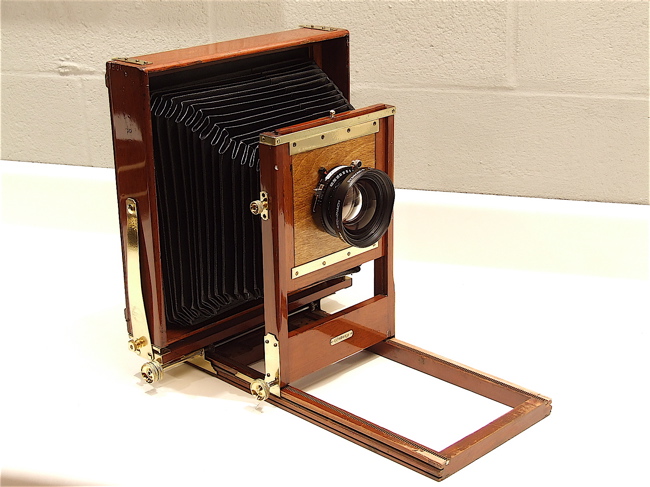 camera and bellows.jpg