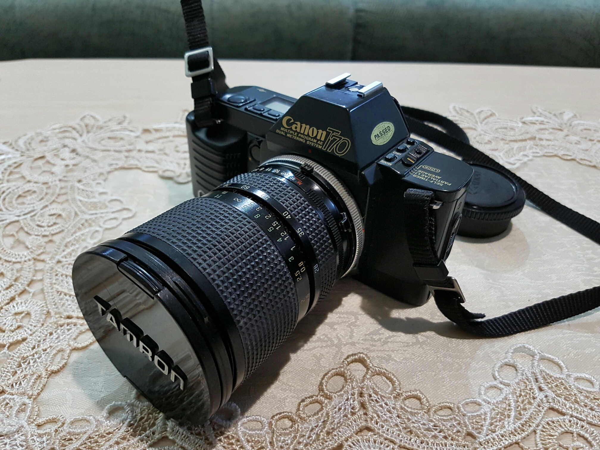 Canon T70 01.jpg