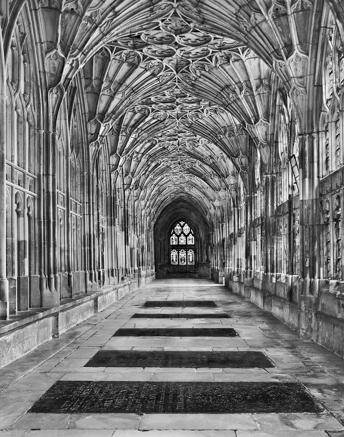 Cloisters,Gloucester Cathedral - Brilliant 6.jpg