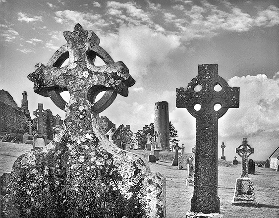 Clonmacnoise 1b.jpg