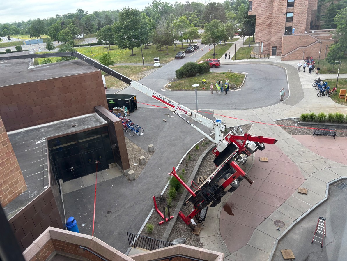 crane-lowres.jpg