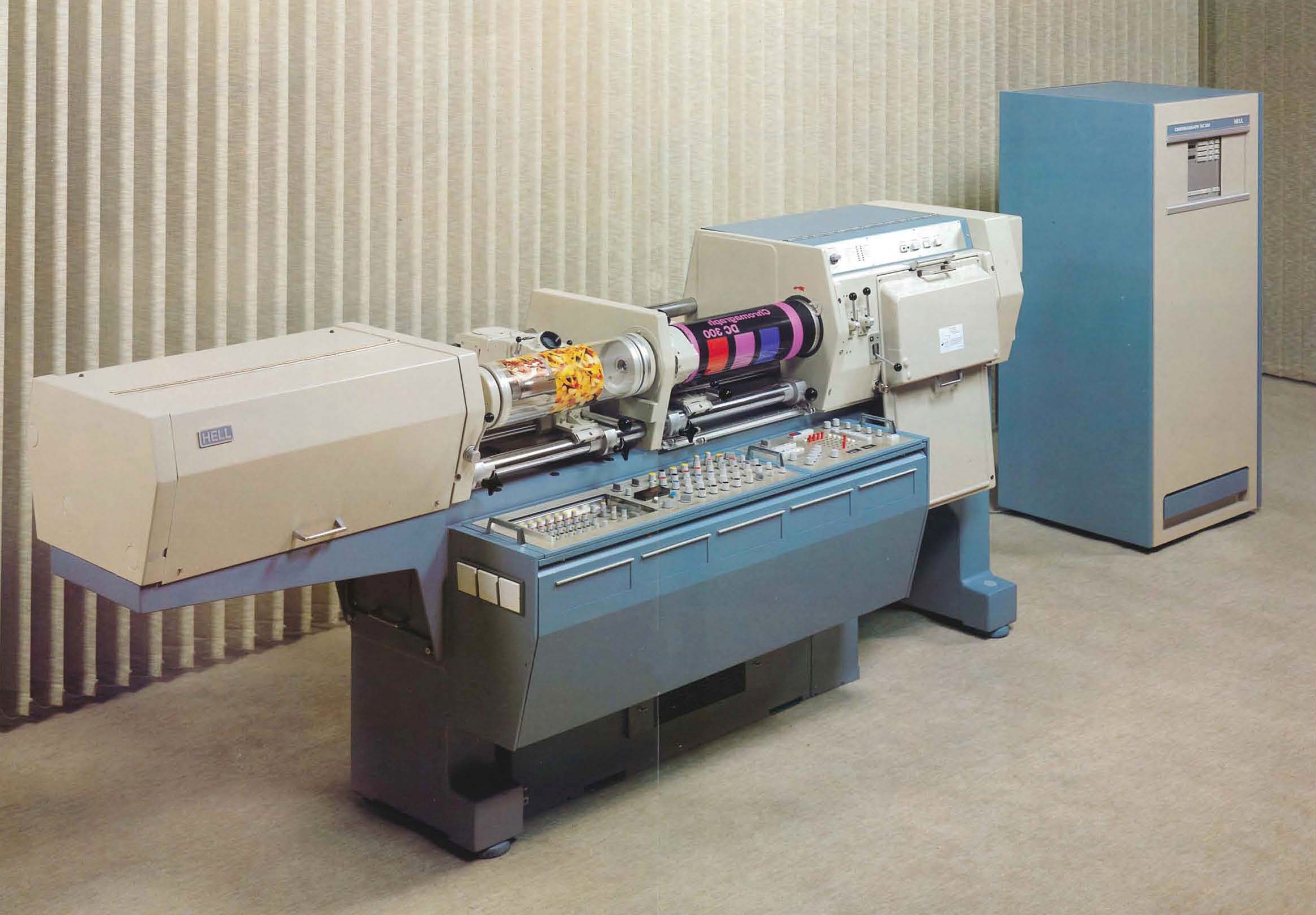 dc300_1979_cropped.jpg