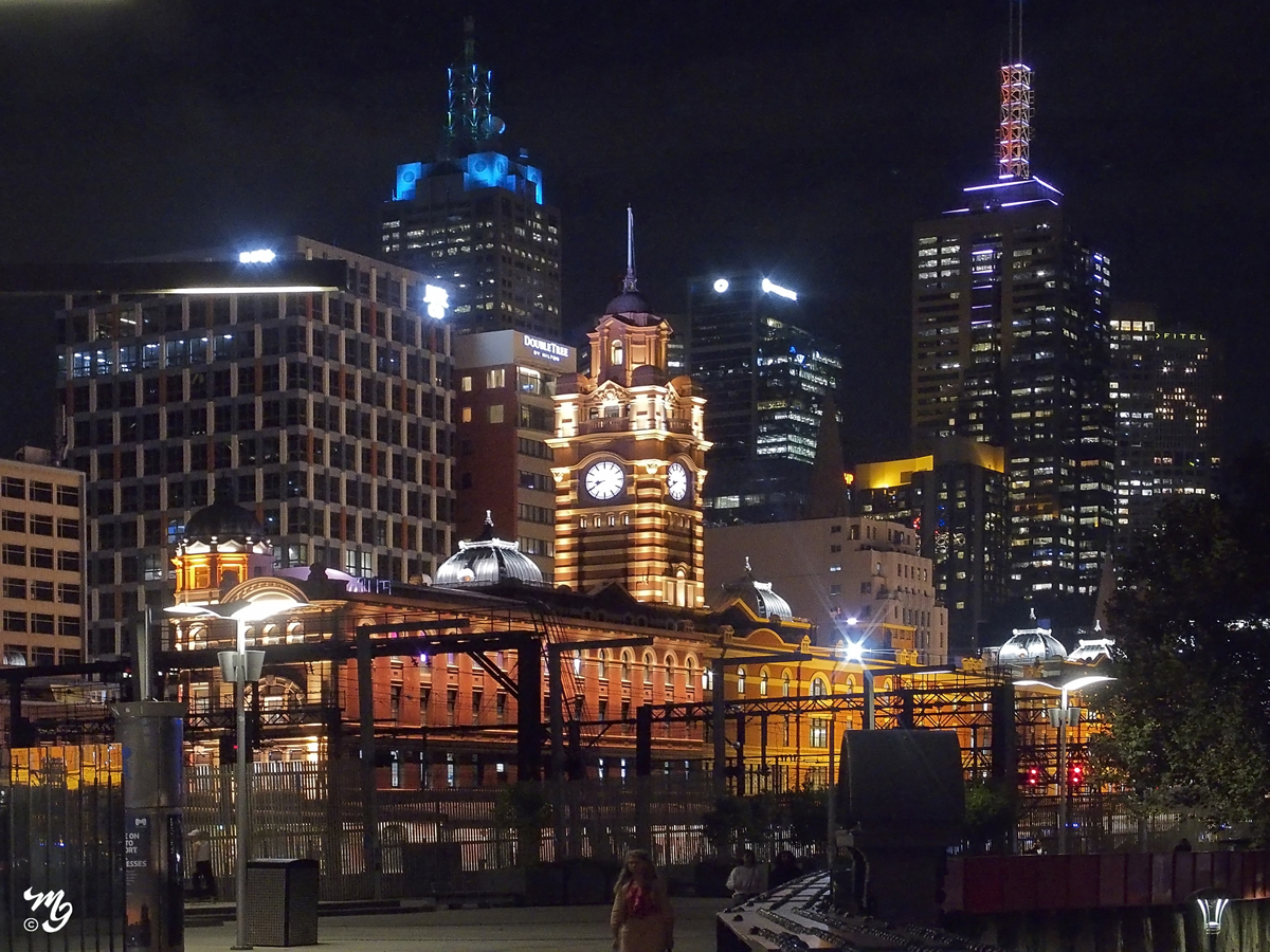 Flinders Street Station.jpg