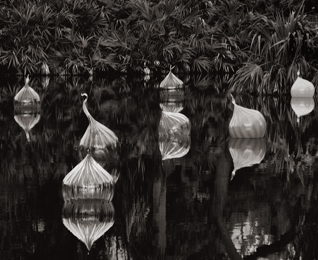 floatig glass balls.jpg