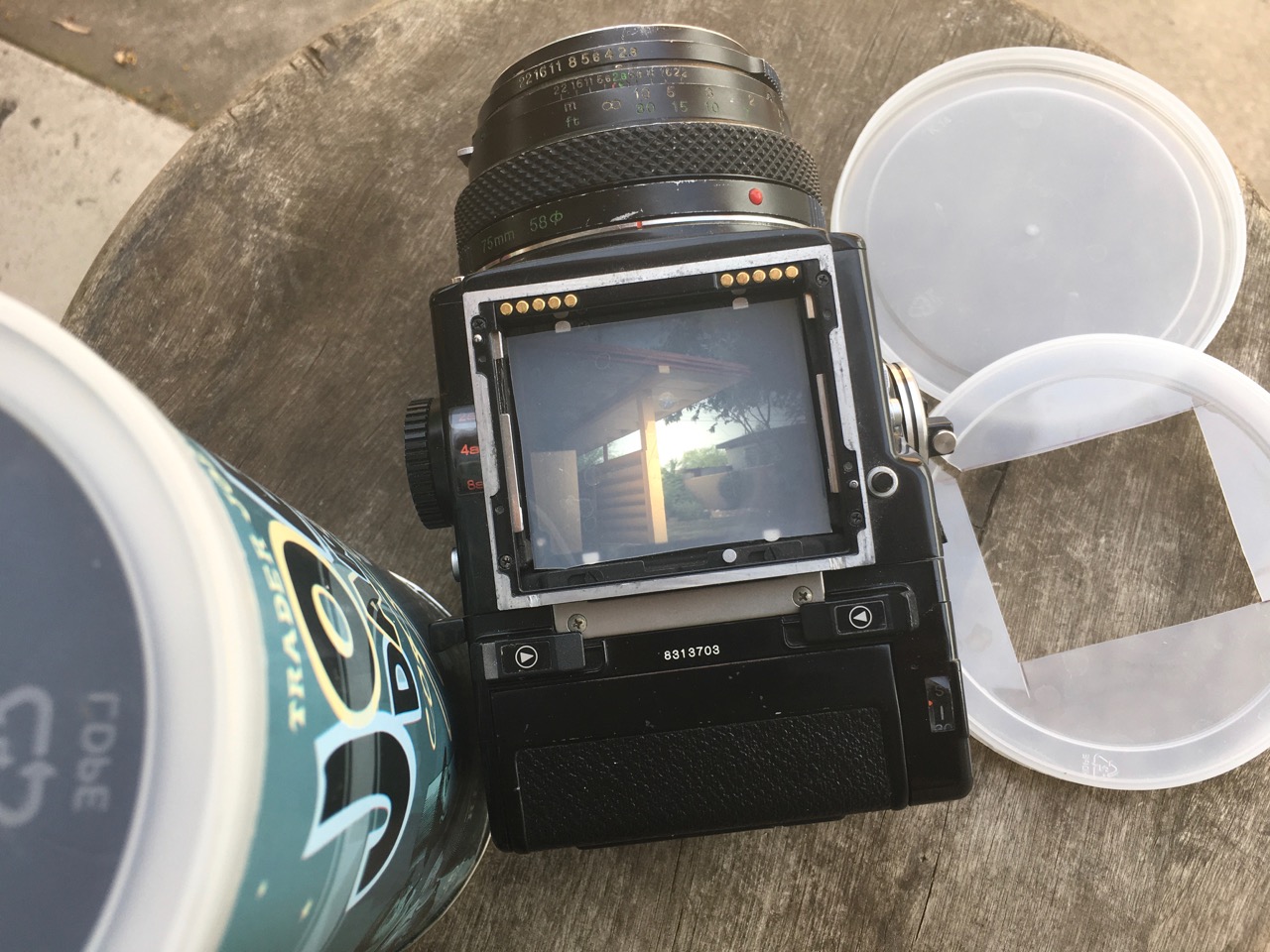 focusing_screen_coffee_lid.jpg
