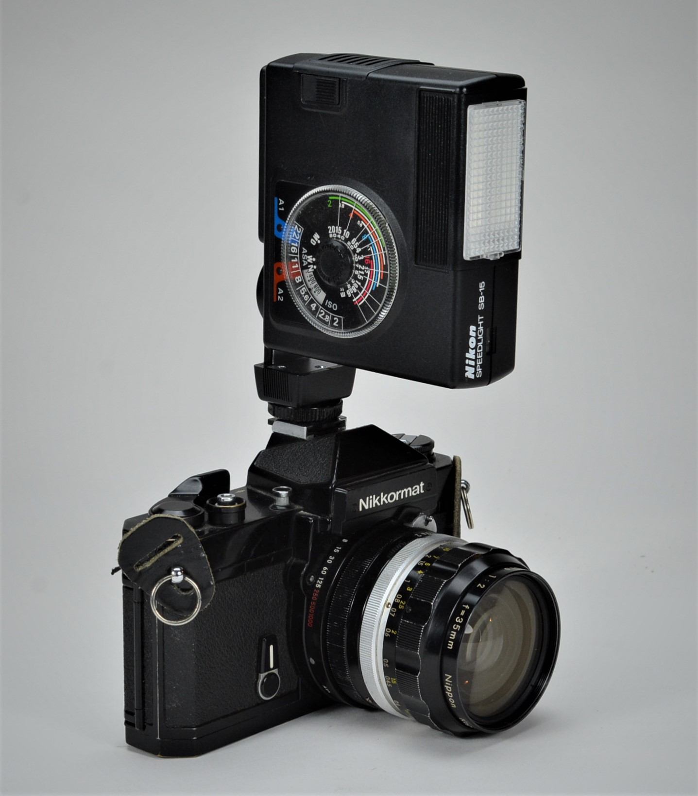 nikkormat flash