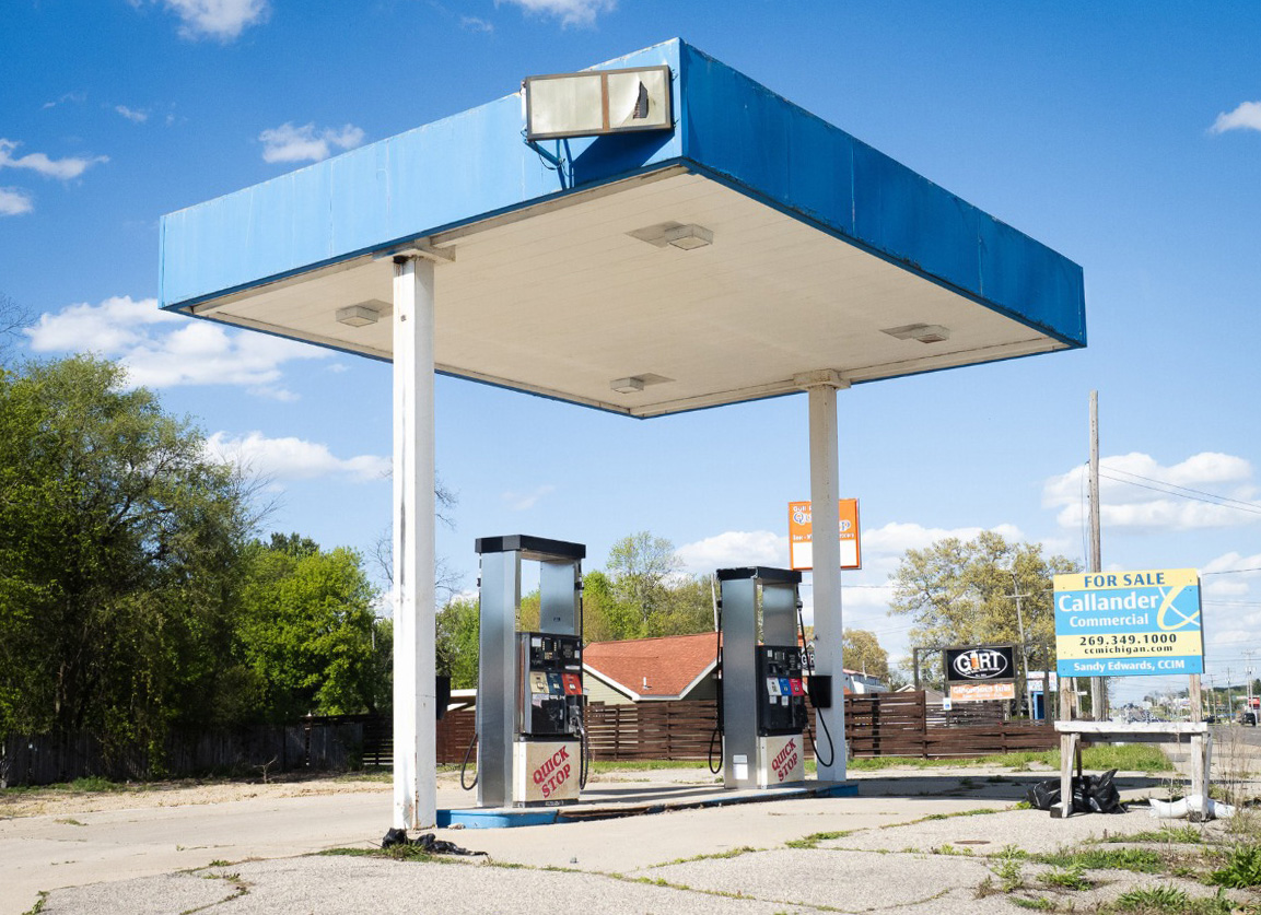 gas station plumb and cropped.jpg