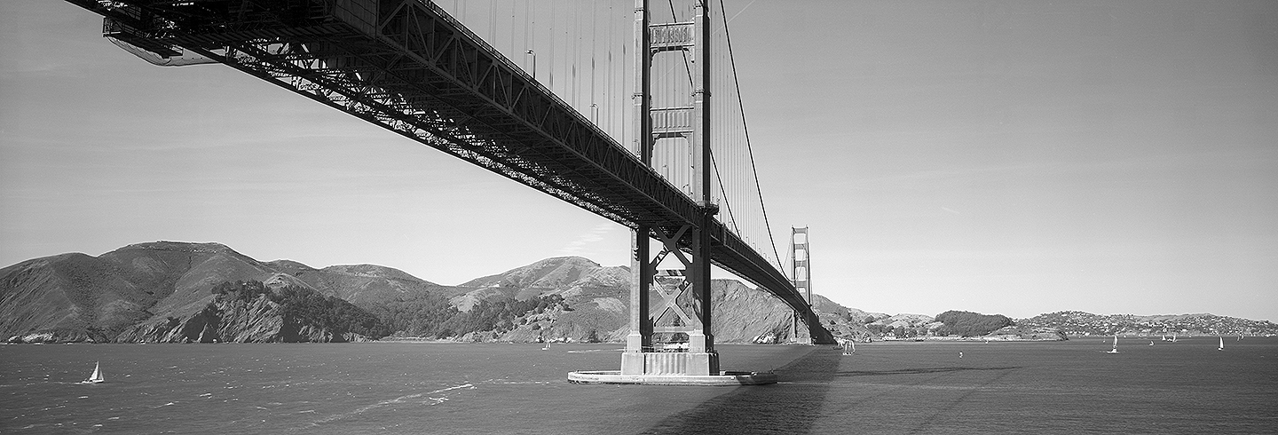 Ggate bridge pano.jpg