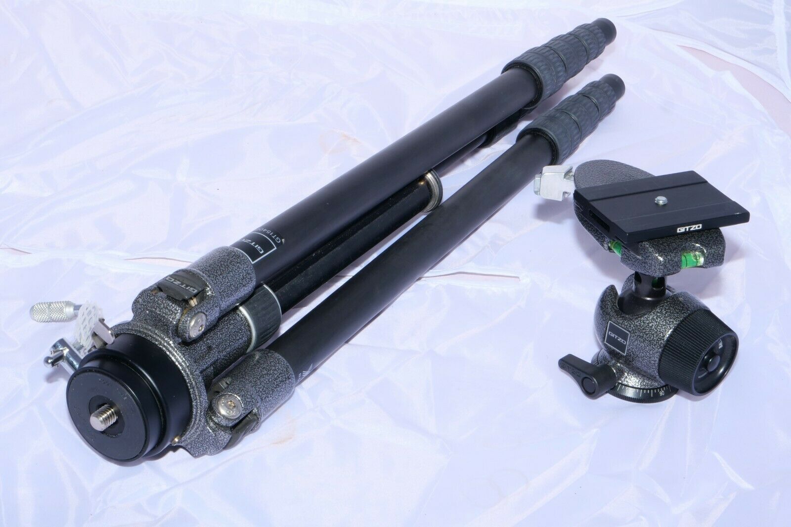 Gitzo GT1540G Tripod and Head.jpg