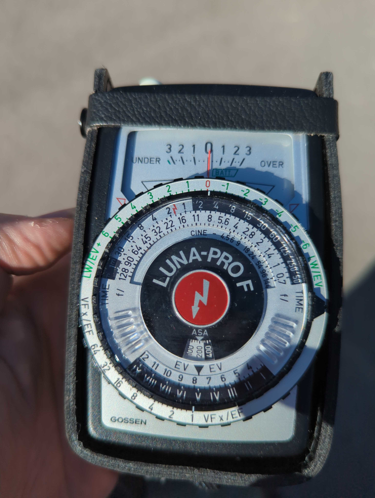Gossen-Light-Meter.jpg