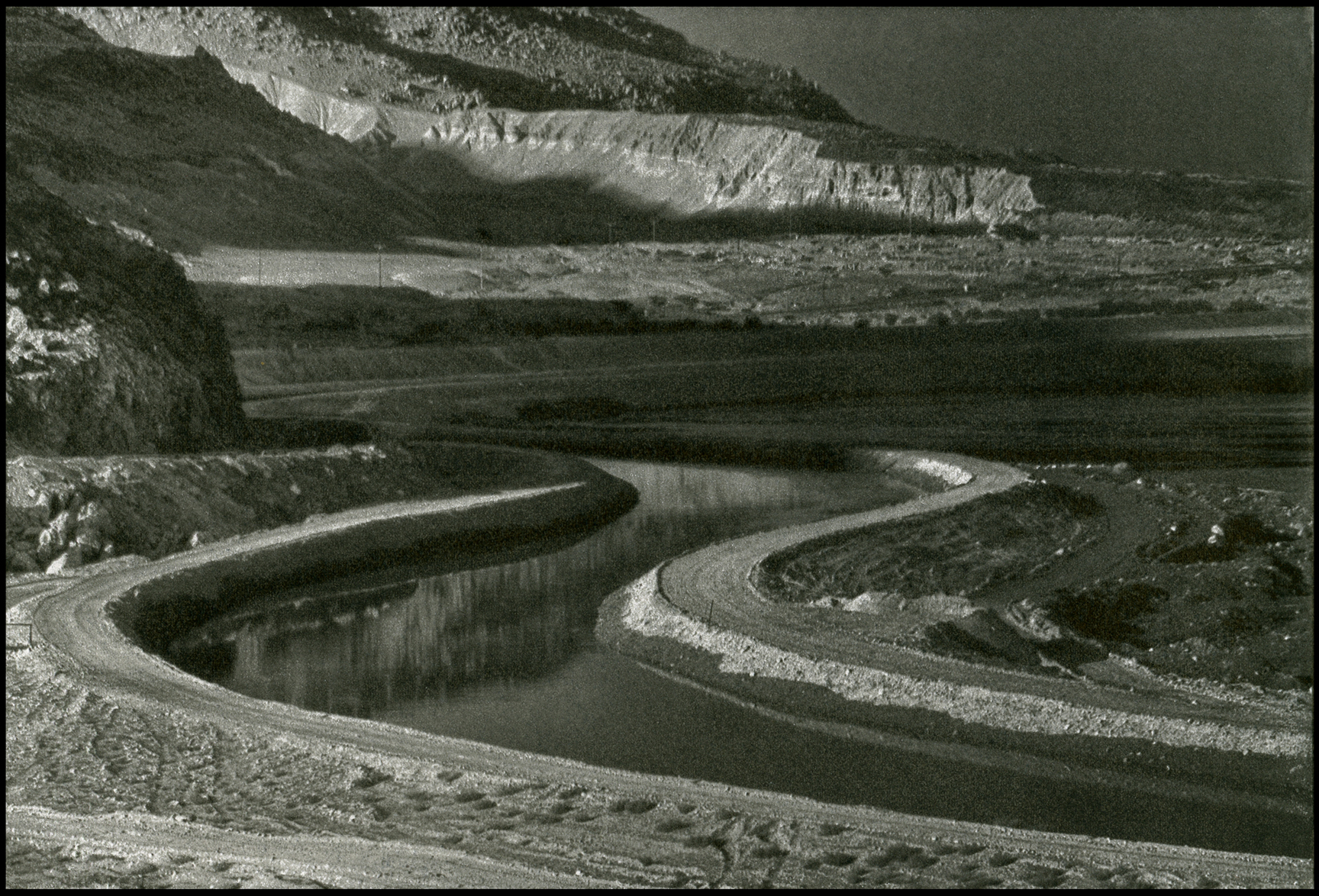 Gum_Deadsea_2red.jpg