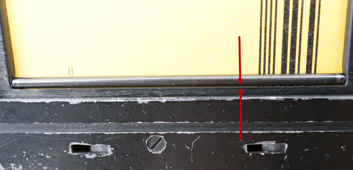 Hasselblad_Film_Gate_roller_gap.JPG