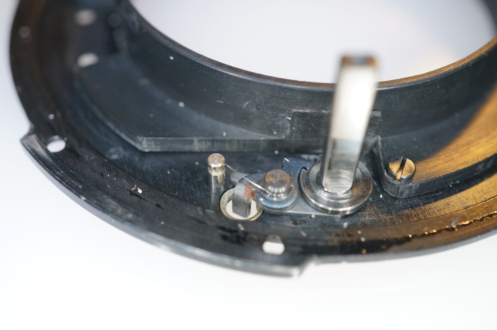 Hasselblad_Lens_mount_plate_inner_mech.jpg