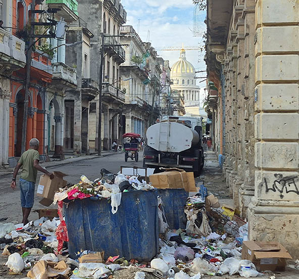 Havana Garbage Street_2.jpg
