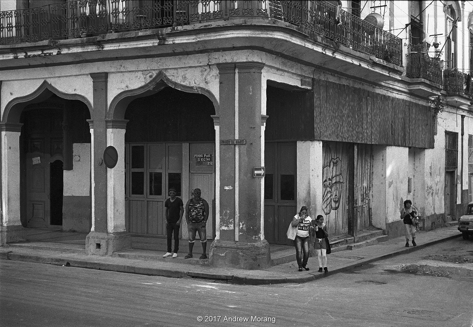 Havana14-PaseodeMarti_20170118_cleaned_resize_small.JPG