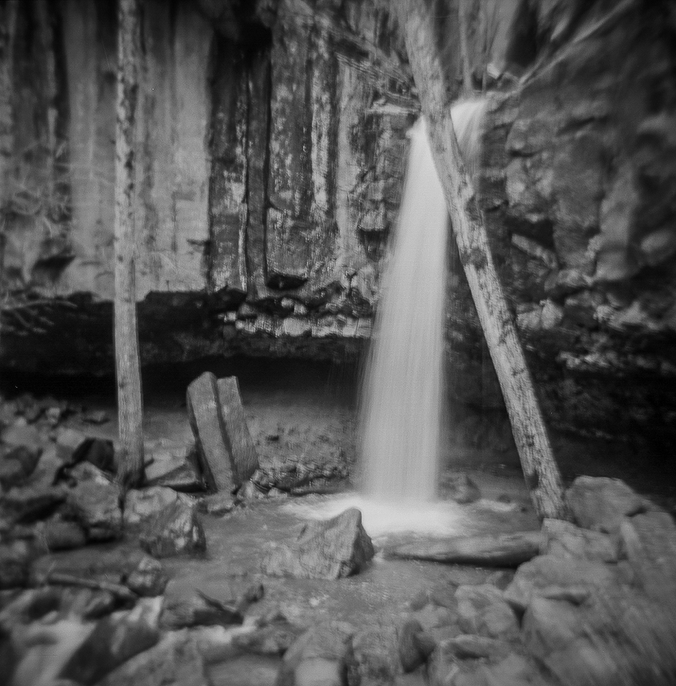 Hedgecreek Falls.jpg