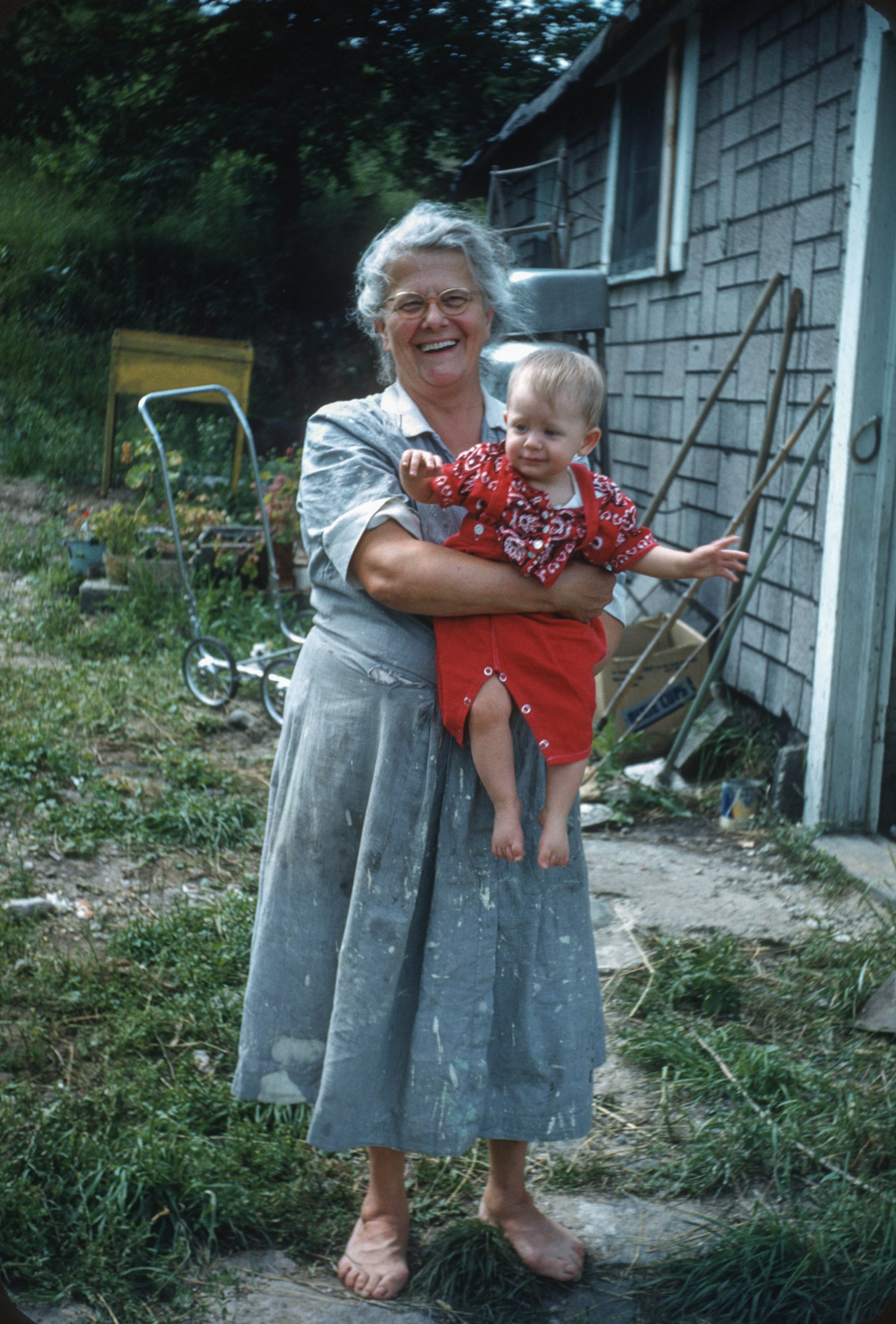 Ida Kingscott & GDaughter Andrea B Hayslett July 10 1952.jpg