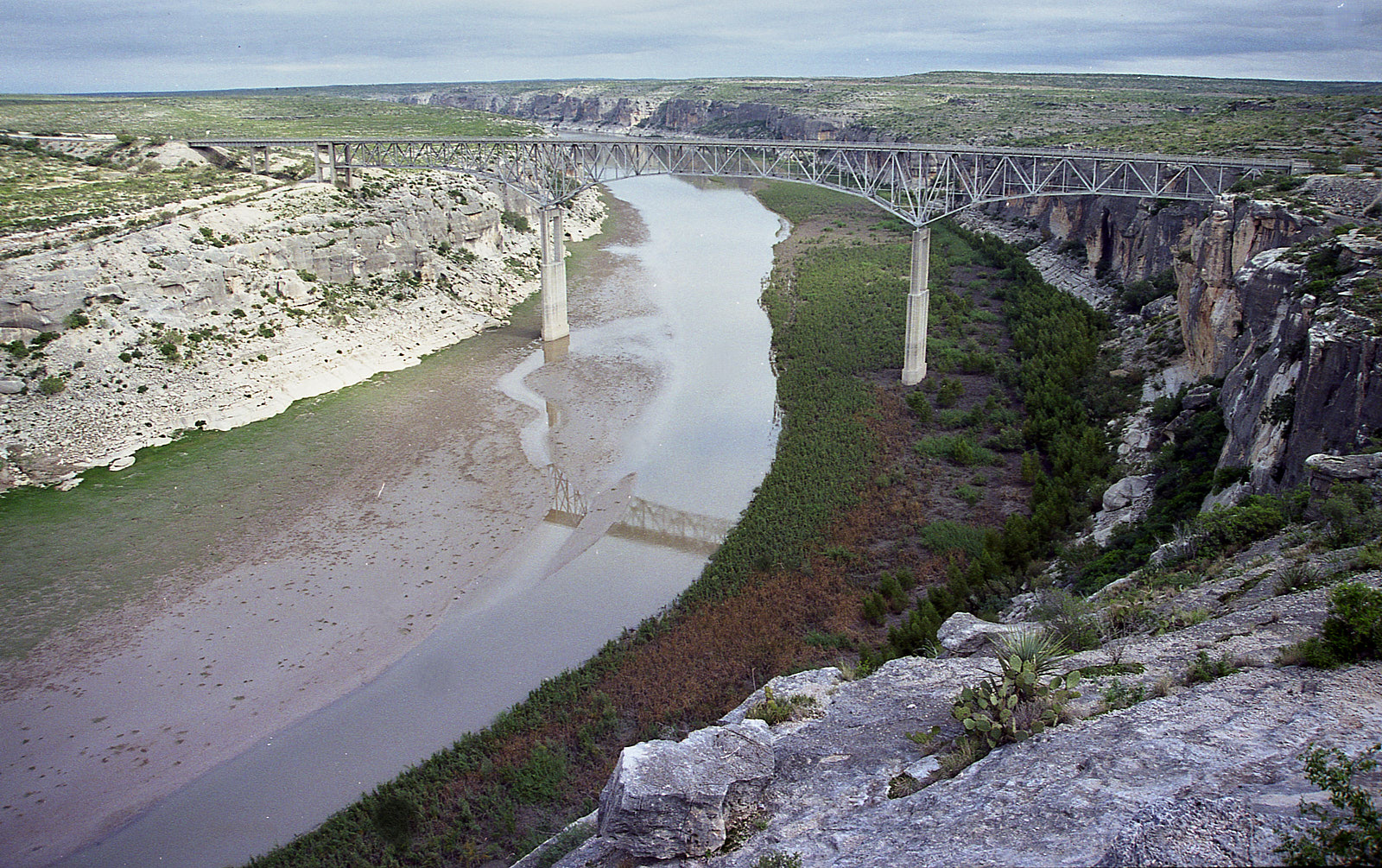 img024.jpg