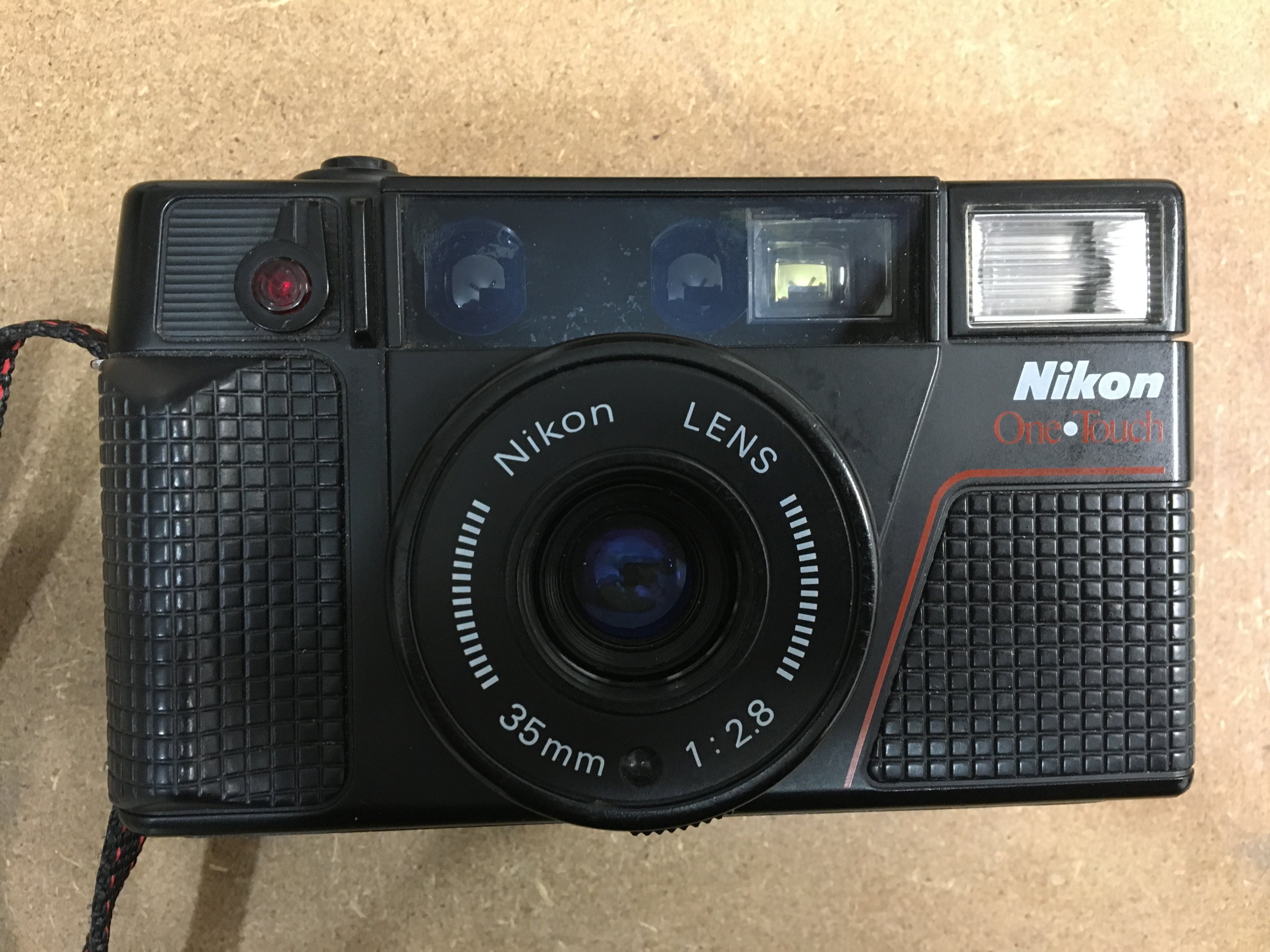 nikon one touch l35af2
