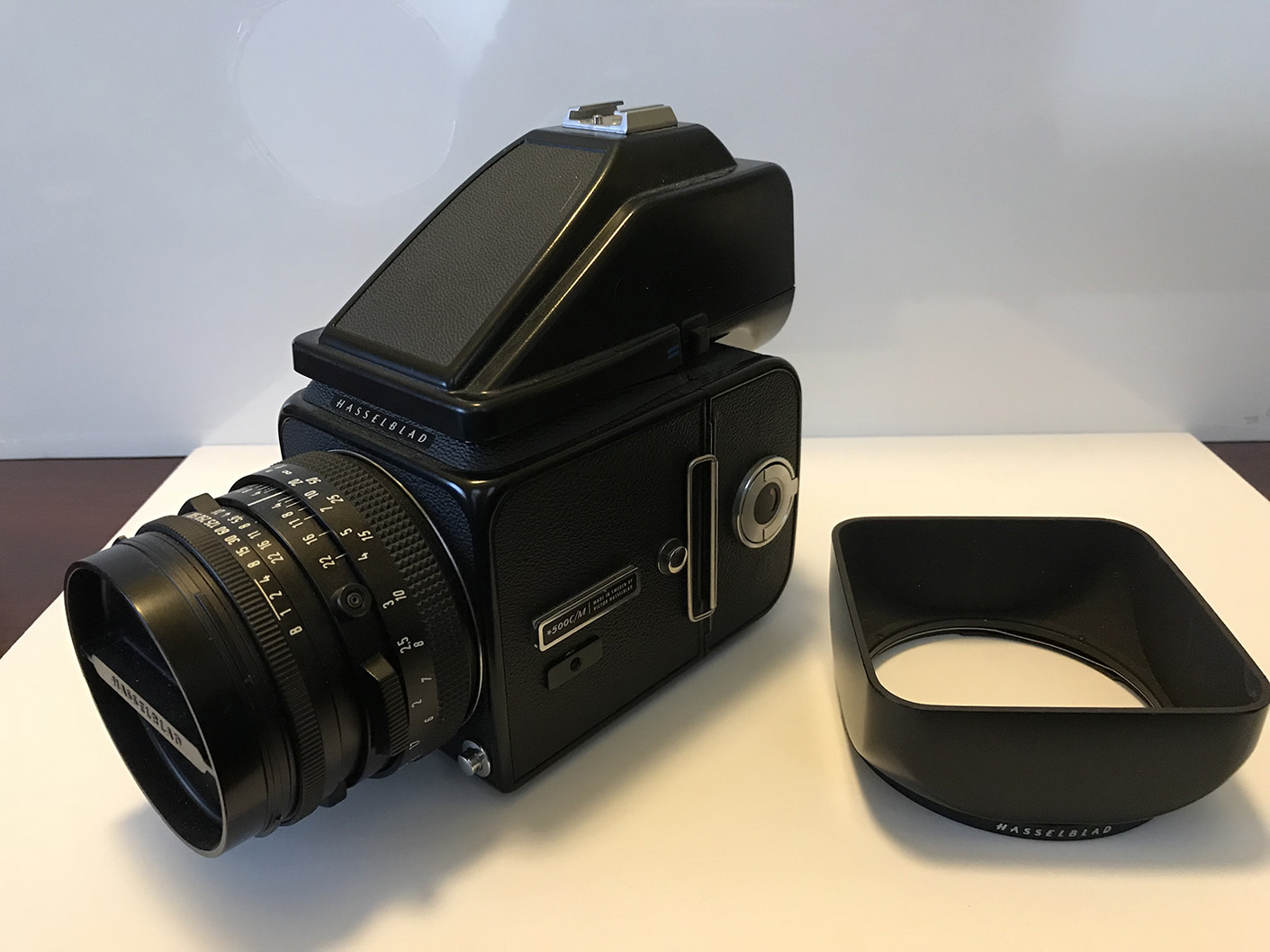 Hasselblad 500 C M 80mm Lens 1 Back Pm 90 Prism Photrio Com Photography Forums