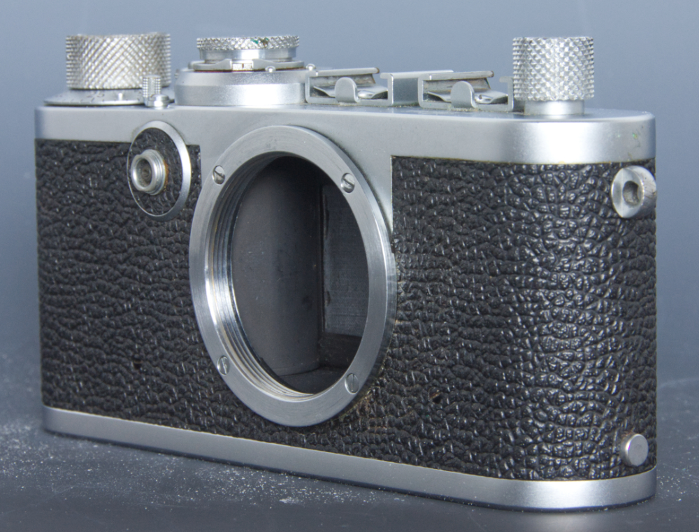Leica 1f Front Left.jpg