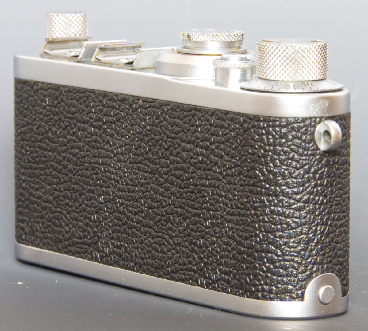 Leica back right.jpg