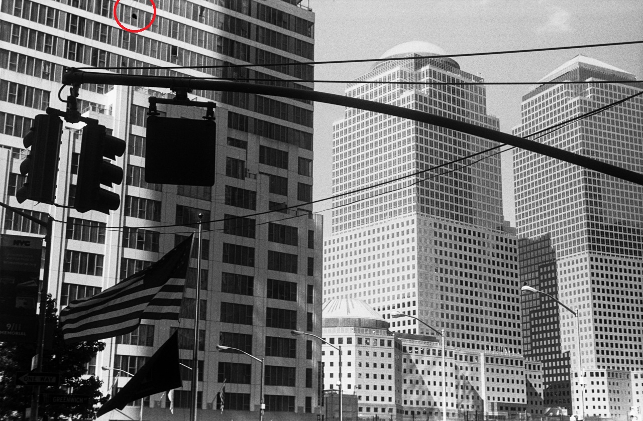 Leica Fringe Issue - 1.jpg