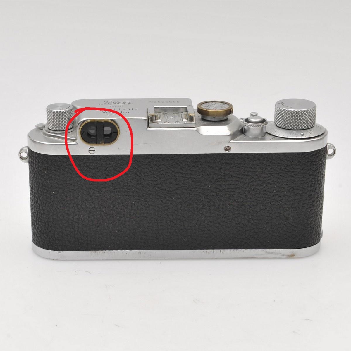 leica-iiic-with-summitar-2_0-50mm-4755c.jpg