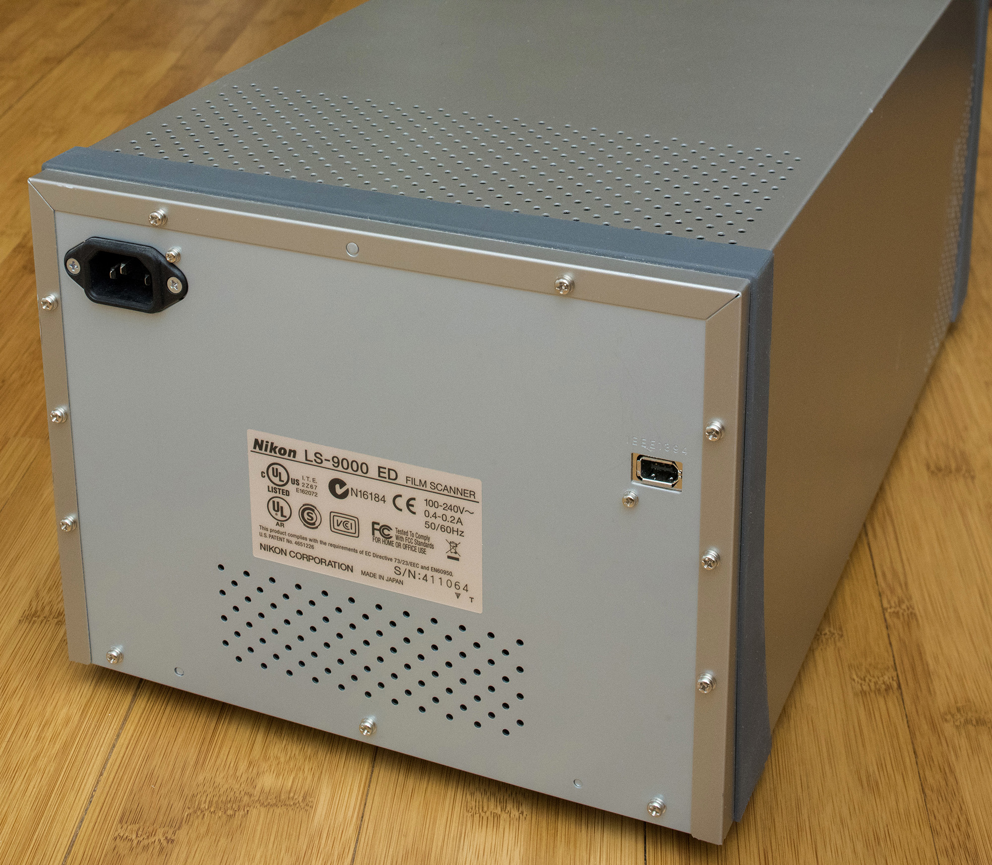LS9000.05.jpg