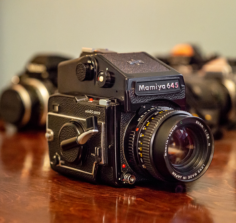 Mamyia 645 1000s_Small.jpg