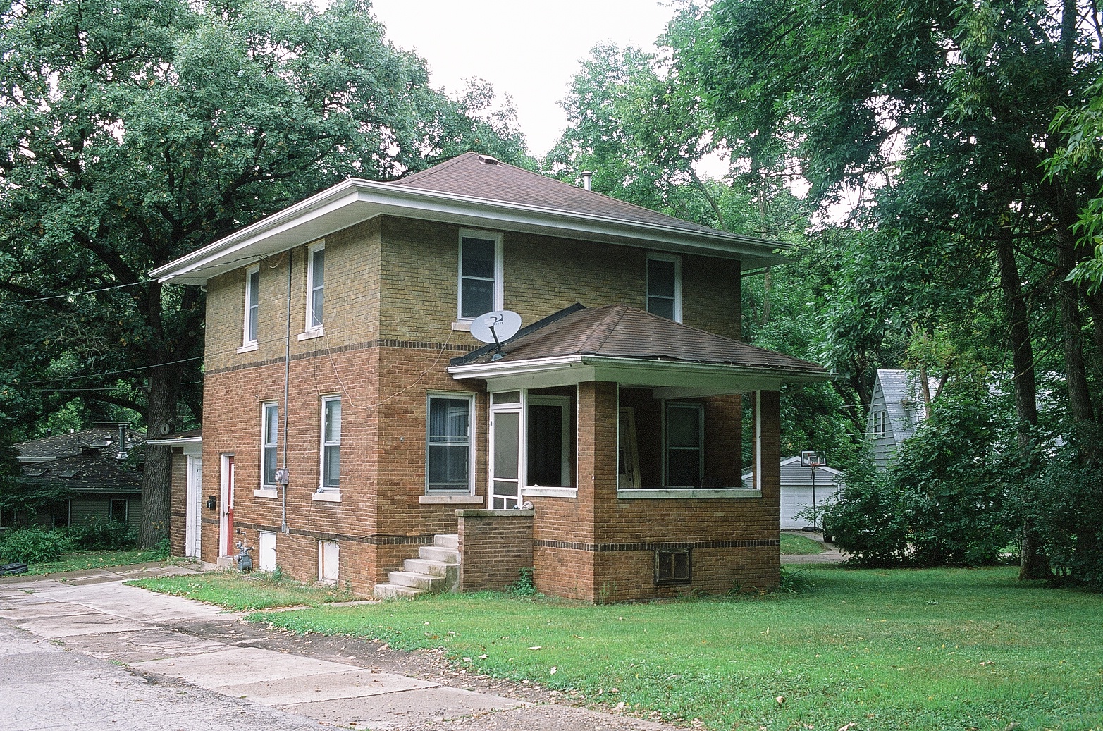 MasonCity000306360010.jpg
